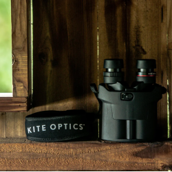 VerrekijkerShop | Kite APC Stabilized 10x30 | Demo